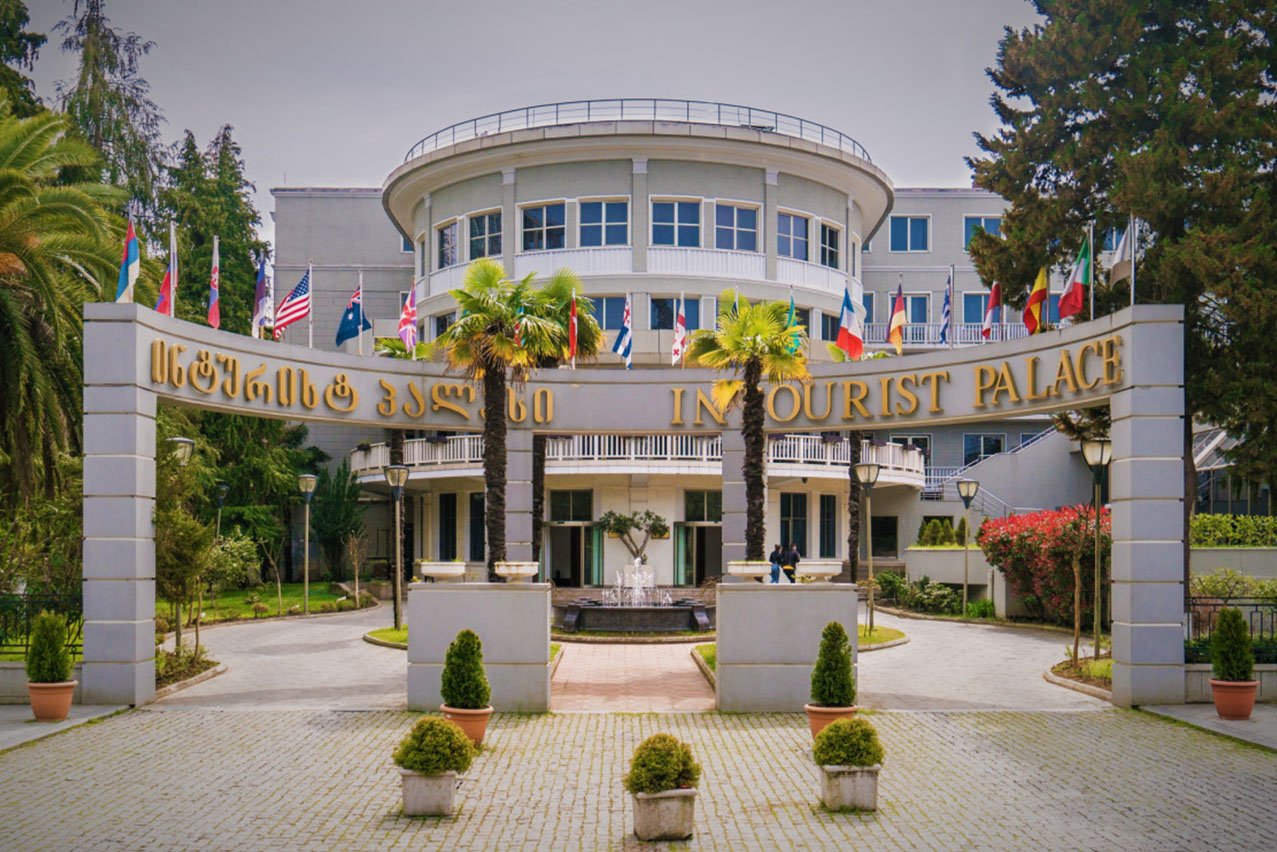 Hotel-Intourist-Palace-Batumi-1.jpg