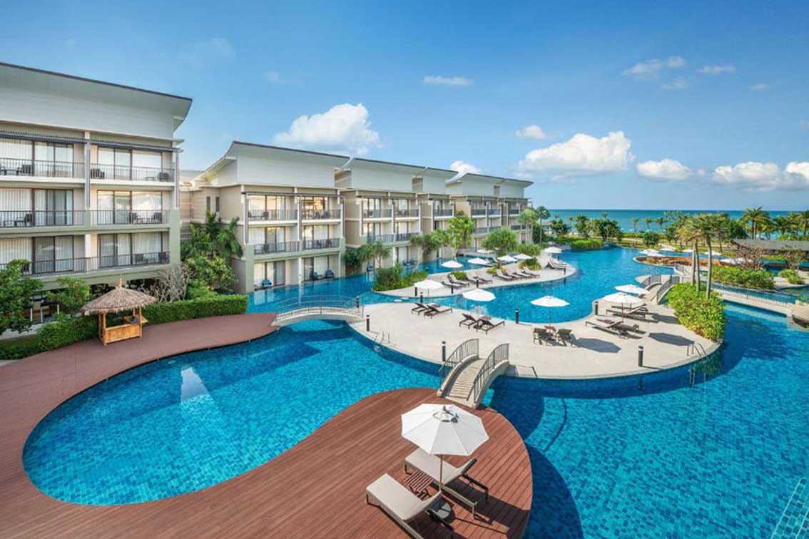 Le Meridien Khao Lak Resort & Spa 4